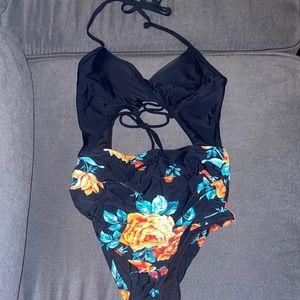 Cupshe One Piece Bathing Suit